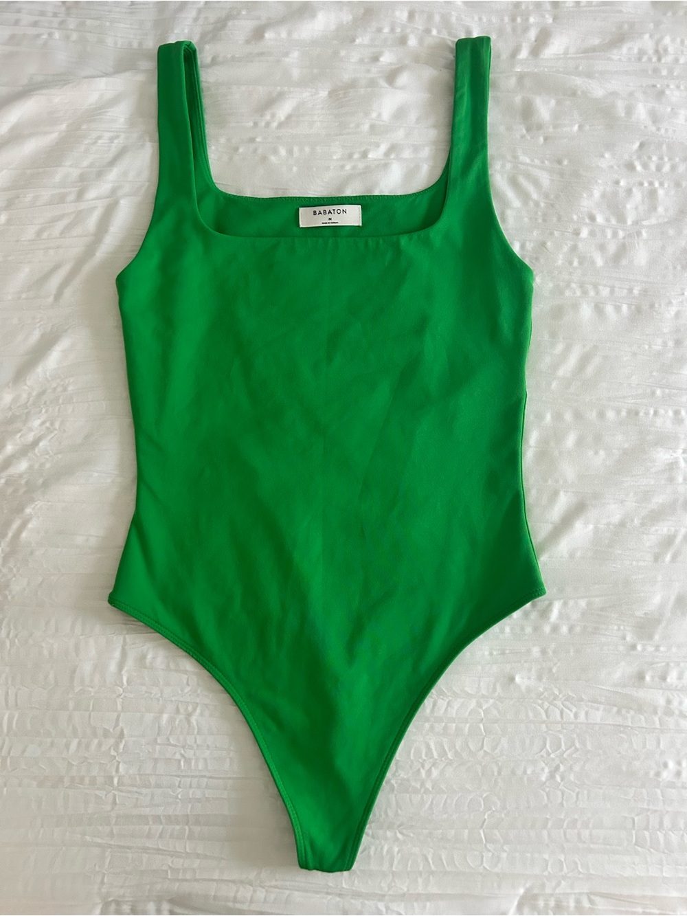 Aritzia Original Contour Pursue Squareneck Bodysuit